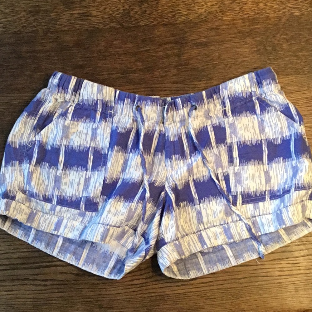 Blue and white fabric shorts!